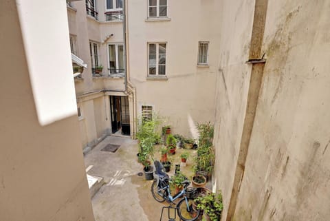 Apartment | Property grounds
