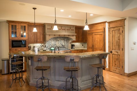 Furniture, Room, Indoors, Kitchen Island, Hardwood
