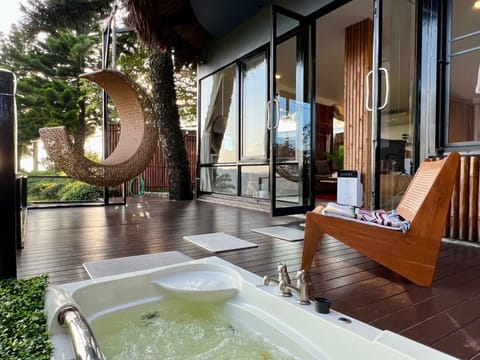 Exclusive Villa Bamboo Mountain View | Terrace/patio