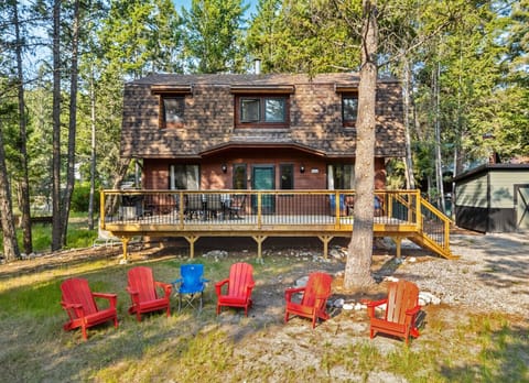 Exterior of Hoodoo Haven.