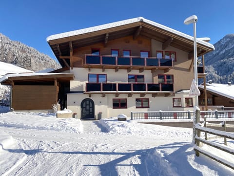 Holiday Home Exterior [winter]