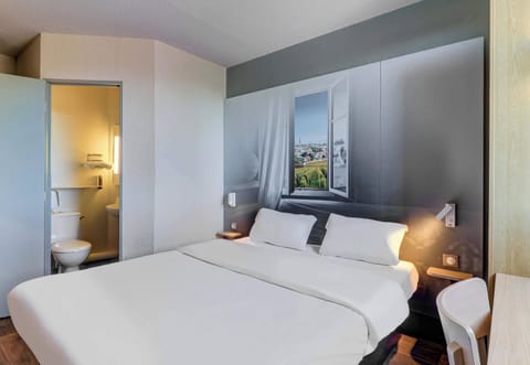 Individually furnished, desk, blackout drapes, soundproofing