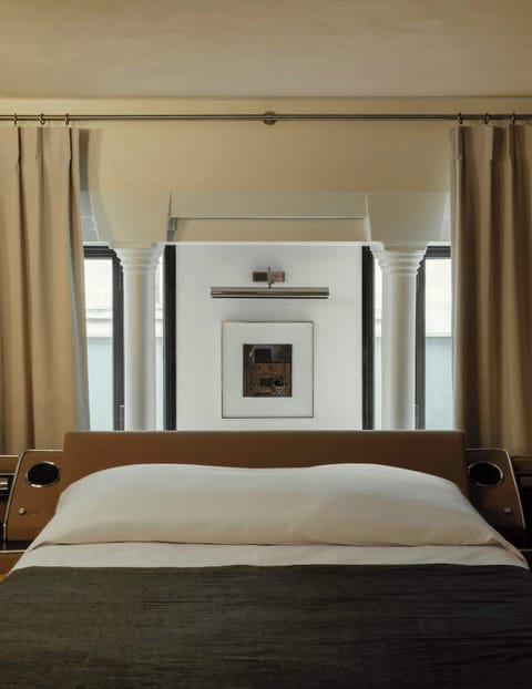 Chambre comme une cabine de bateau avec climatisation