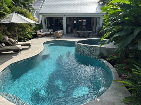 Private heated/chilled pool and hot tub