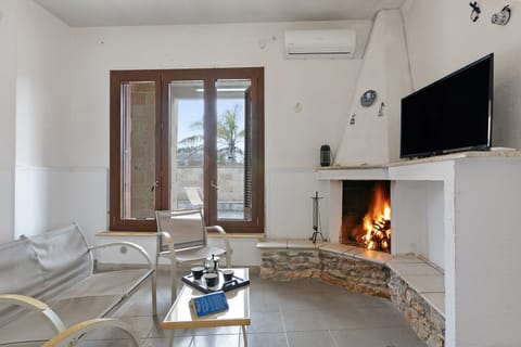 Family Villa, 4 Bedrooms, 2 Bathrooms (Salento Sweet Home Sea View with) | Interior