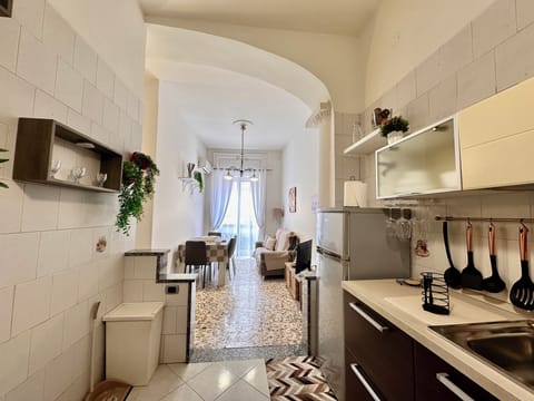 Deluxe Apartment, City View | Private kitchen | Electric kettle, toaster