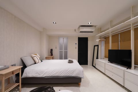 House | 1 bedroom