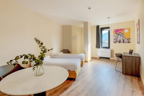 Standard Quadruple Room | Free WiFi, bed sheets