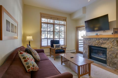 Architecture, Building, Furniture, Indoors, Living Room