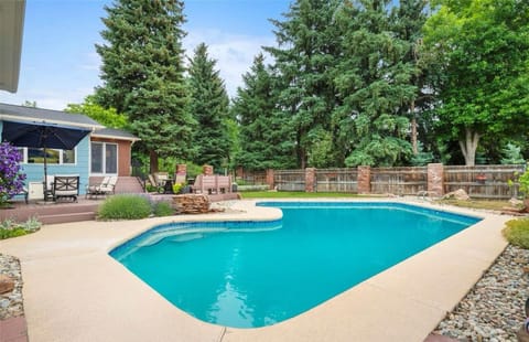 Our large pool is solar heated, the house has been painted since the photo.