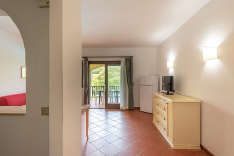 Autumn, Kitchen, Spring, Summer