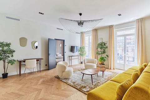 Apartment | Living area