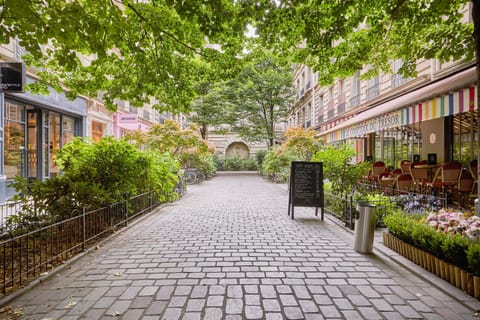 Apartment | Outdoor dining