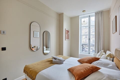 Apartment | 2 bedrooms, laptop workspace, iron/ironing board, bed sheets