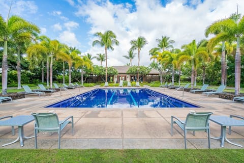 The lap pool is in the quiet zone near the gym.  It is a 3 lane lap pool.