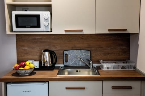 Family Suite | Private kitchenette