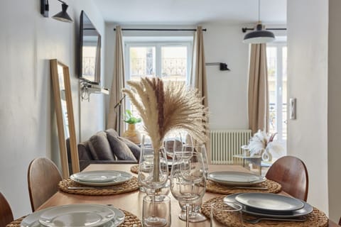 Apartment | Dining