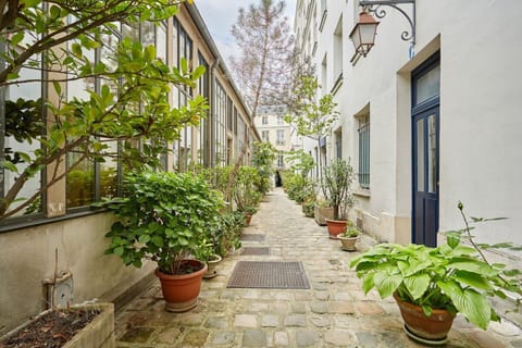 Apartment | Property grounds