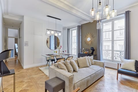 Apartment | Living area
