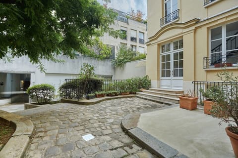 Apartment | Property grounds