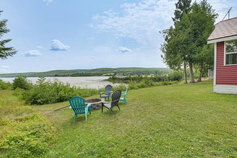 Sinclair Vacation Rental | 3BR | 1BA | 1 Step to Enter | 1,850 Sq Ft