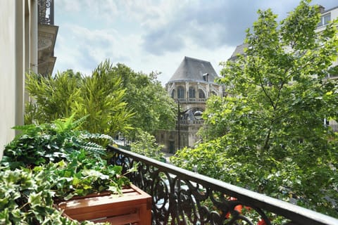 Apartment | Property grounds
