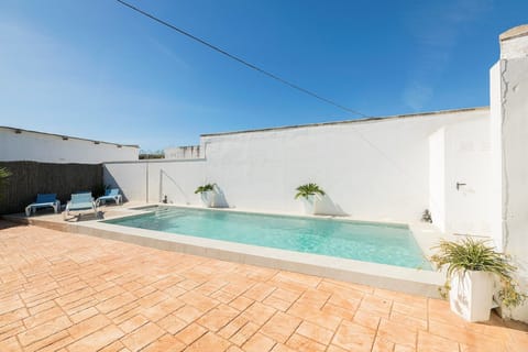 Holiday Home Swimming Pool
