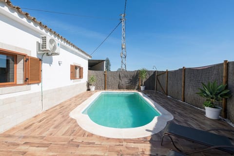 Holiday Home Swimming Pool