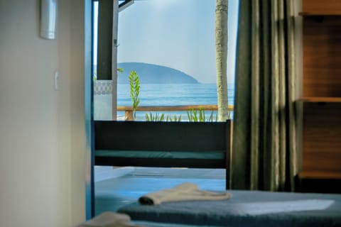 Standard Suite, Annex Building | Hypo-allergenic bedding, free WiFi