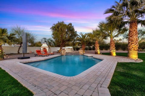 Private Pool and above-ground Hot Tub at the Desert Palm Oasis