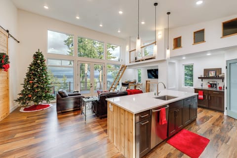 House (2 Bedrooms) | Front of property