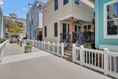 On the Boardwalk, 123 Grand Pavilion