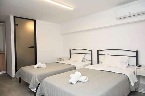 Studio | Free WiFi, bed sheets