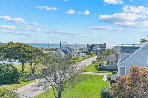 You will be amazed with the views of the ocean and pond