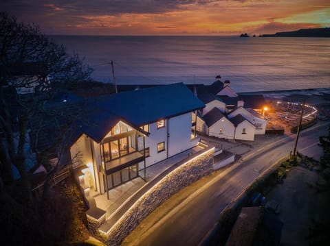 Wisemans House Apartment 3 - Wisemans Bridge (24411)