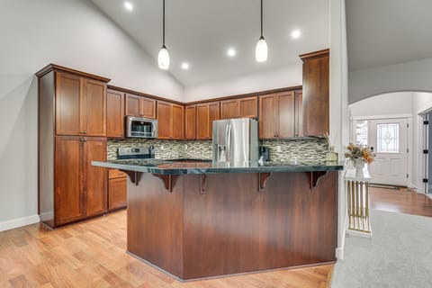 House (4 Bedrooms) | Interior