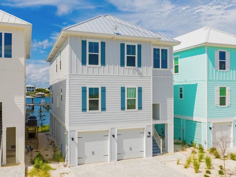 Welcome to Yacht Harbor House in Perdido Key!