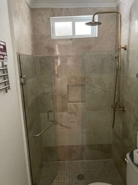 Deluxe Room | Free WiFi