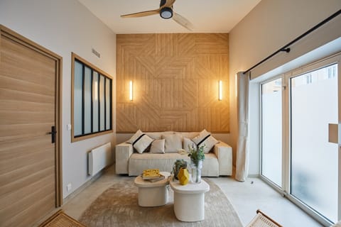 Apartment | Living area