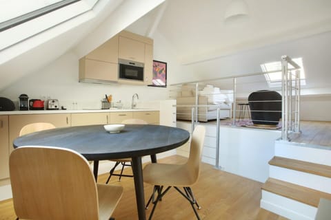 Apartment | Dining