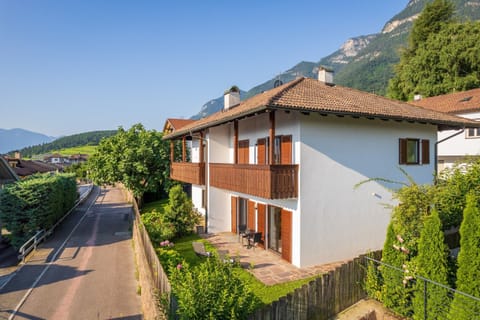 Villa Vardia