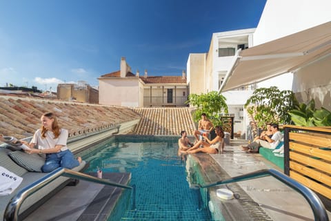 Outdoor pool, pool umbrellas