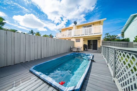 Private pool