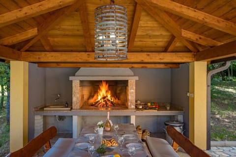 Standard Villa, Multiple Bedrooms, 2 Bathrooms (Villa Filleona) | Outdoor dining