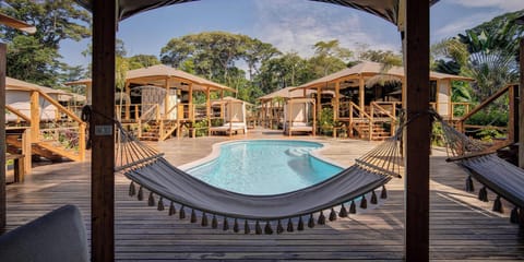 3 outdoor pools, free cabanas