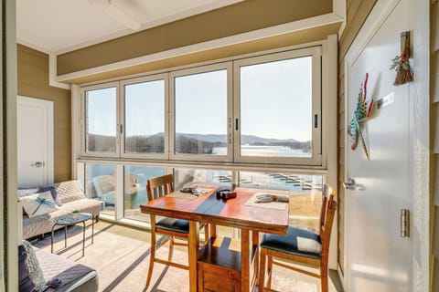 Huddleston Vacation Rental | 2BR | 2BA | 1,050 Sq Ft