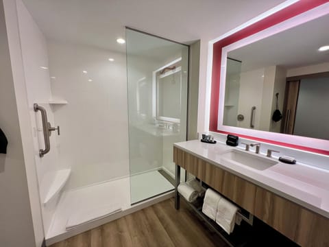 Shower, towels, soap, shampoo