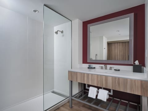 Shower, towels, soap, shampoo