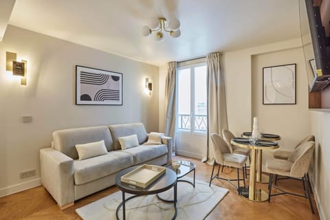 Apartment | Living area