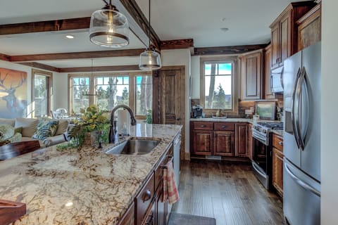 Kitchen--- Granite Counter-tops, Stainless Steel